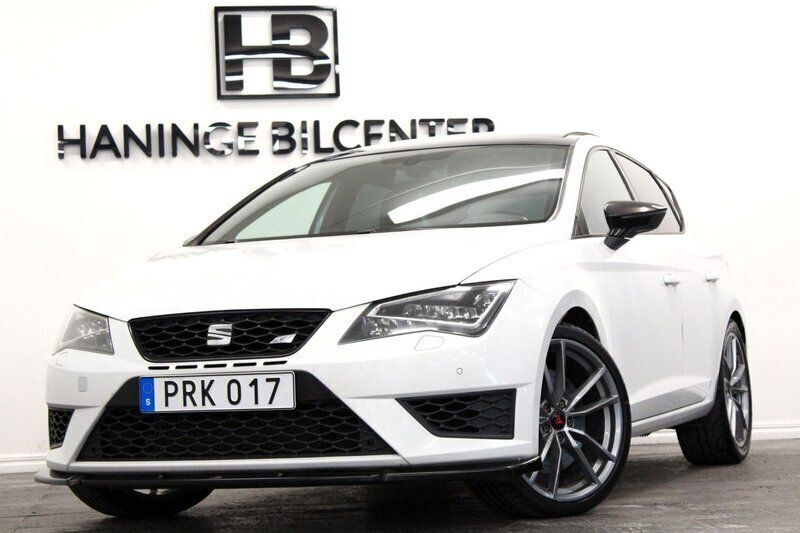 Vit Begagnad 2014 Cupra Leon Halvkombi | 189 900 kr (Dyr) - Bild 1/4