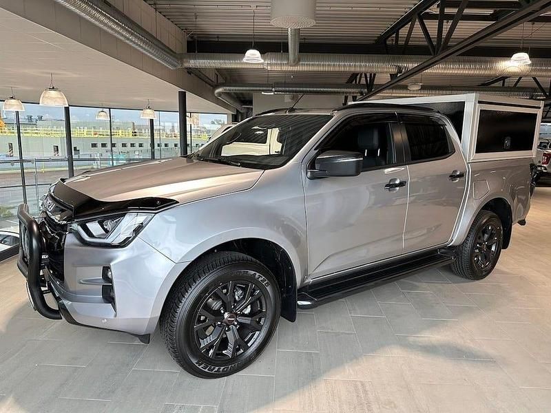 Begagnad Isuzu D-Max 2024 Silver Pickup