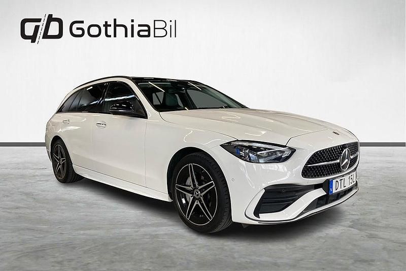 Begagnad Mercedes C300e AMG line 313 HK (230 kW) 2022 Vit Kombi