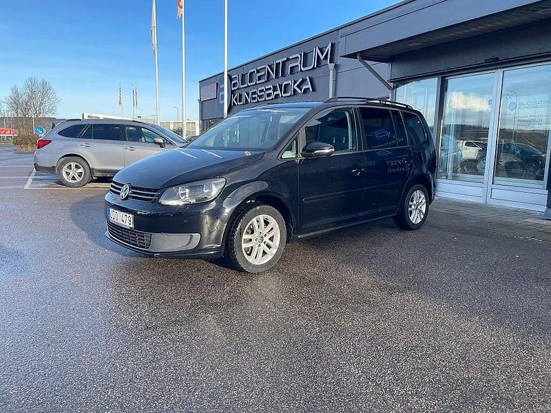 Svart Begagnad 2012 VW Touran Minibuss | 79 900 kr (Marknadspris) - Bild 1/4