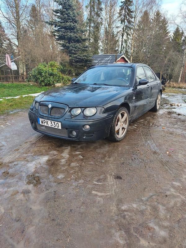 Blå Begagnad 2002 MG ZT Sedan | 14 000 kr - Bild 1/4