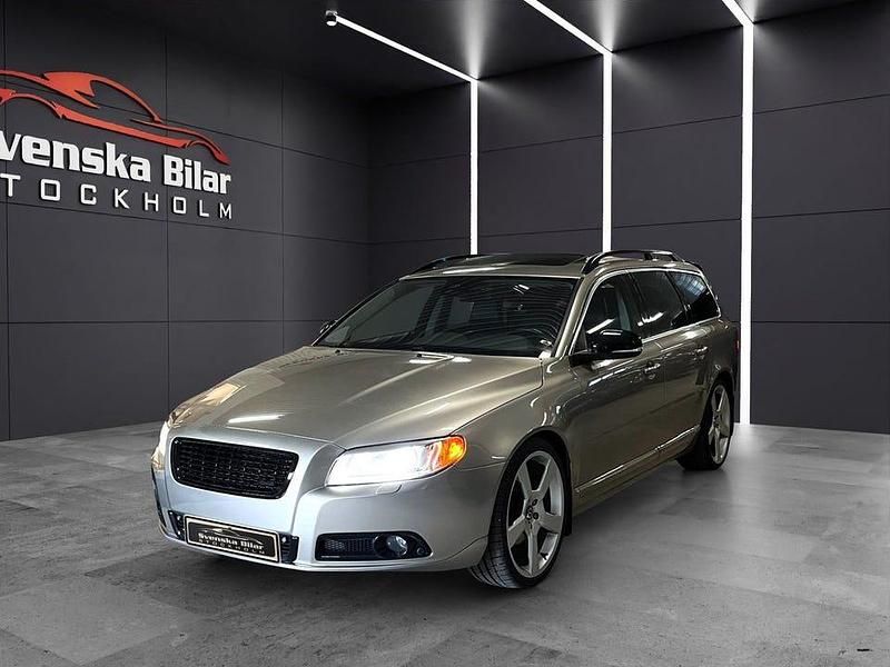 Ljusbrun (brun) Begagnad 2012 Volvo V70 Momentum Kombi | 139 900 kr (Dyr) - Bild 1/4