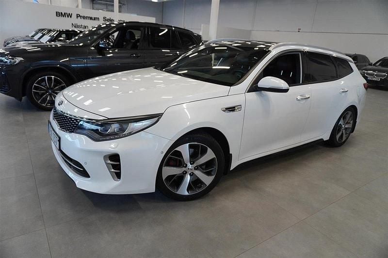 Vit Begagnad 2016 Kia Optima 2 Kombi | 195 000 kr (Lite dyr) - Bild 1/4