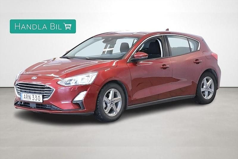Begagnad Ford Focus Titanium 125 HK (91 kW) 2018 Röd Halvkombi