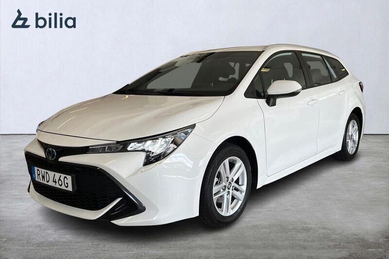 Vit Begagnad 2022 Toyota Corolla Active Kombi | 259 900 kr (Marknadspris) - Bild 1/4