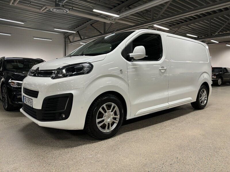 Vit Begagnad 2018 Citroën Jumpy Minibuss | 134 900 kr (Lite dyr) - Bild 1/4