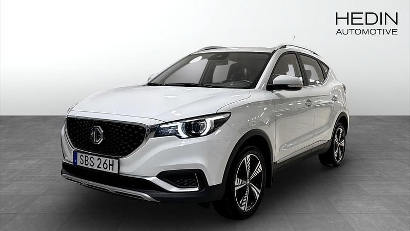 Vit Begagnad 2020 MG ZS Luxury Halvkombi | 154 900 kr (Marknadspris) - Bild 1/4