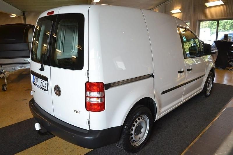 Begagnad VW Caddy 75 HK (55 kW) 2014 Vit Minibuss