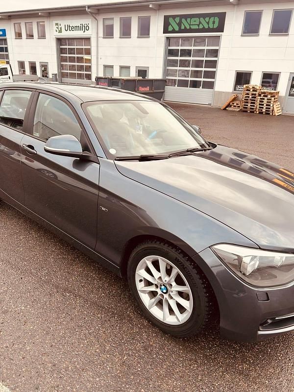 Begagnad BMW 118 143 HK (105 kW) 2013 Halvkombi