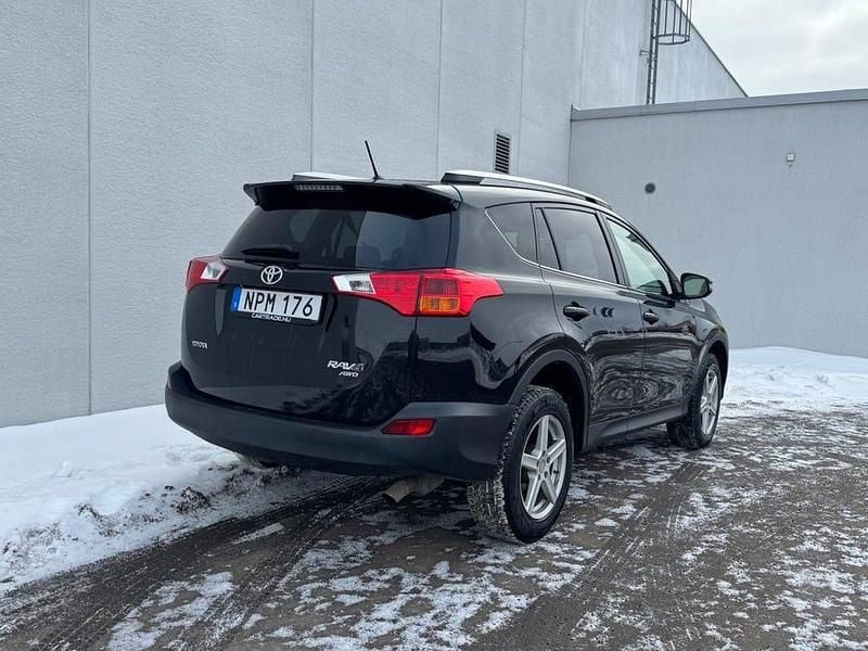 Begagnad Toyota RAV4 151 HK (111 kW) 2014 Svart SUV