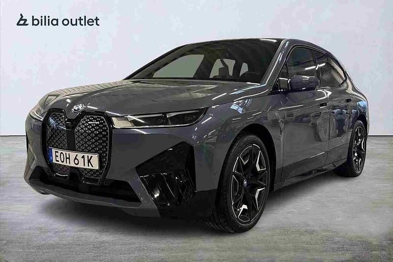 Begagnad BMW iX Exclusive 385 kW (524 HK) 2024 Grå SUV