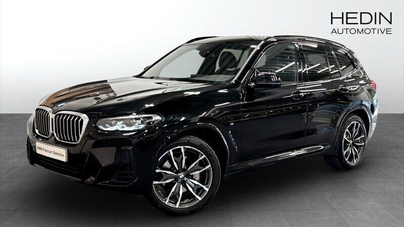 Svart (black) Begagnad 2022 BMW X3 M Sport SUV | 538 700 kr - Bild 1/4