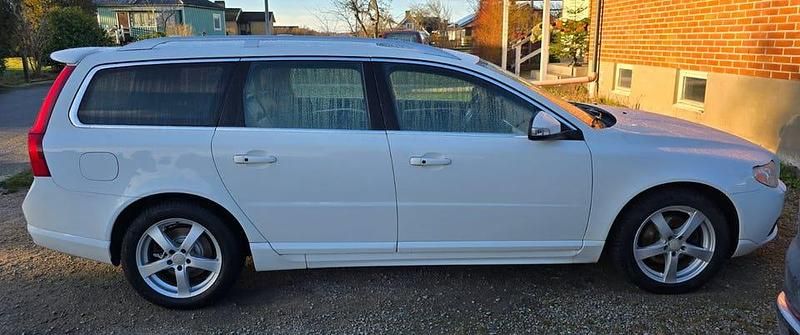 Begagnad Volvo V70 163 HK (119 kW) 2011 Kombi
