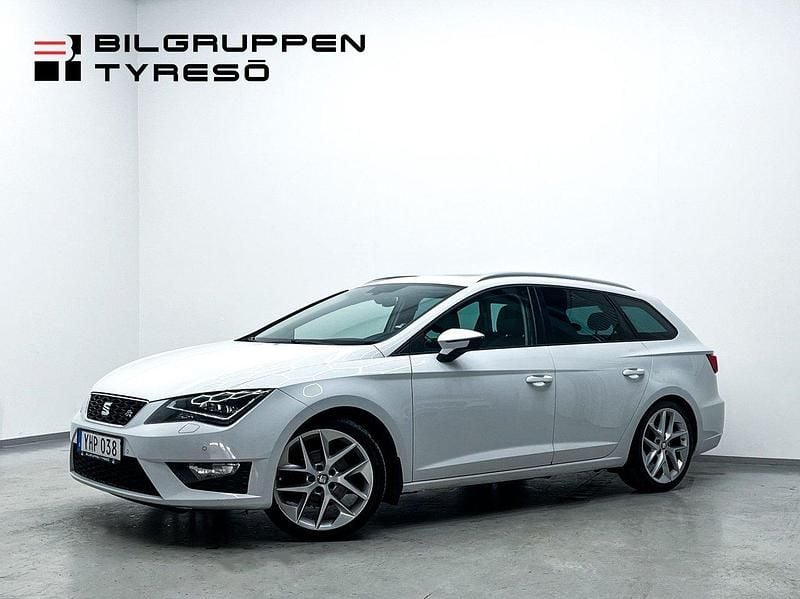 Vit Begagnad 2016 Seat Leon ST FR Kombi | 129 900 kr (Marknadspris) - Bild 1/4