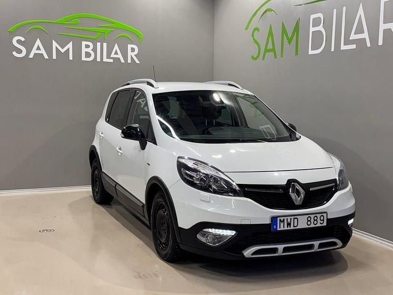 Begagnad Renault Scénic III Bose Edition 110 HK (80 kW) 2013 Vit