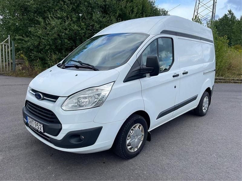 Vit Begagnad 2016 Ford Transit Custom | 109 000 kr (Dyr) - Bild 1/4