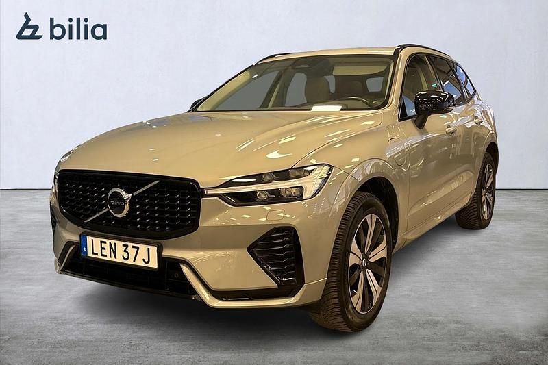 Grå Begagnad 2023 Volvo XC60 Plus SUV | 519 900 kr (Lite dyr) - Bild 1/3