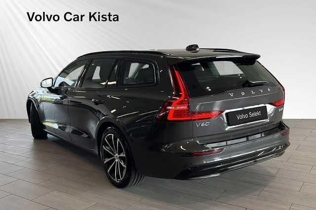 Begagnad Volvo V60 349 HK (256 kW) 2025 Grå Kombi