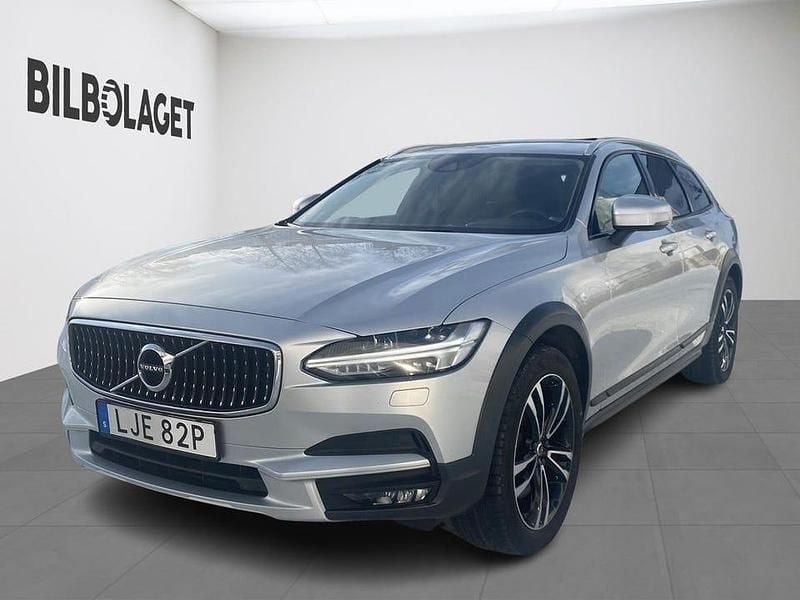 Begagnad Volvo V90 CC 190 HK (139 kW) 2020 Silver Kombi
