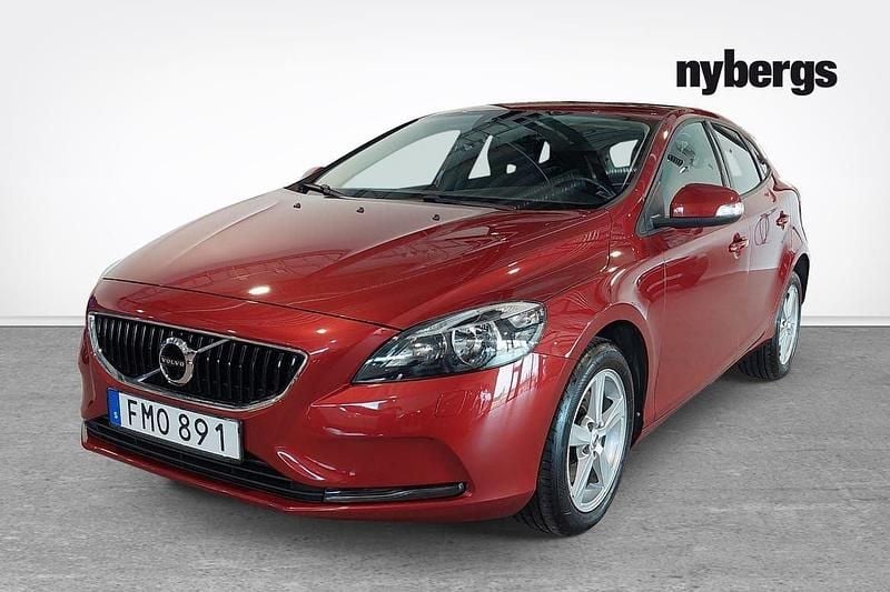 Röd Begagnad 2018 Volvo V40 Business Edition Kombi | 139 000 kr (Bra pris) - Bild 1/4