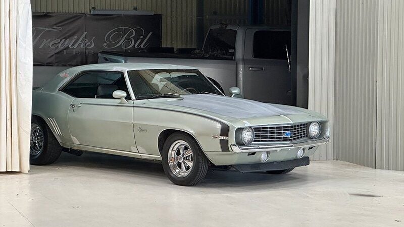 Ljusgrön Begagnad 1969 Chevrolet Camaro | 550 000 kr - Bild 1/3