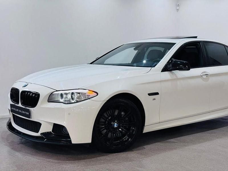 Begagnad BMW 530 M Sport 272 HK (200 kW) 2012 Vit Sedan