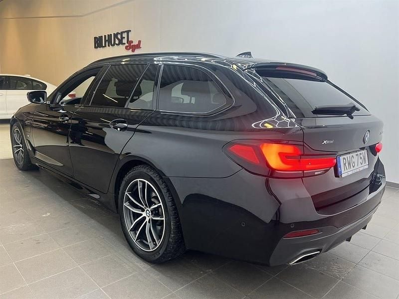 Begagnad BMW 530 M Sport 292 HK (214 kW) 2021 Svart Kombi