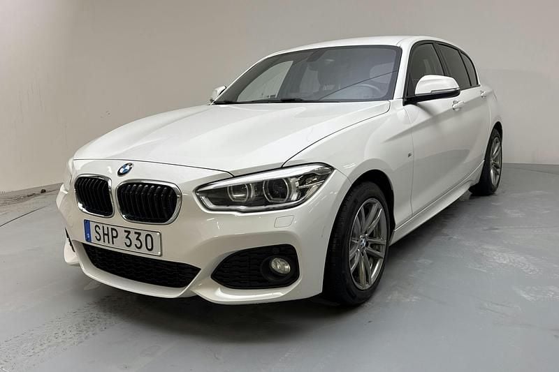 Begagnad BMW 118 M Sport 136 HK (100 kW) 2016 Vit Halvkombi
