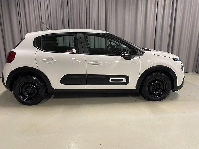 Begagnad Citroën C3 Feel 83 HK (61 kW) 2022 Vit Halvkombi