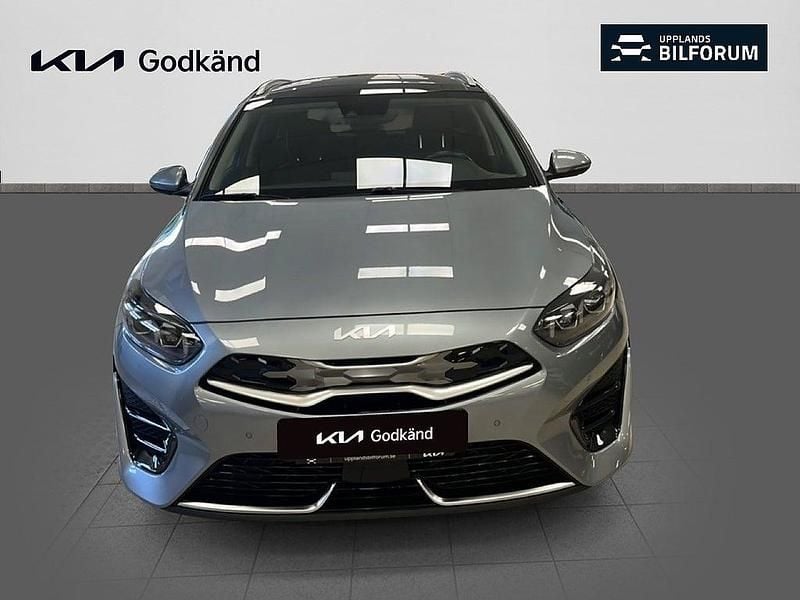 Begagnad Kia Ceed Sportswagon Advance 105 HK (77 kW) 2021 Grå Kombi