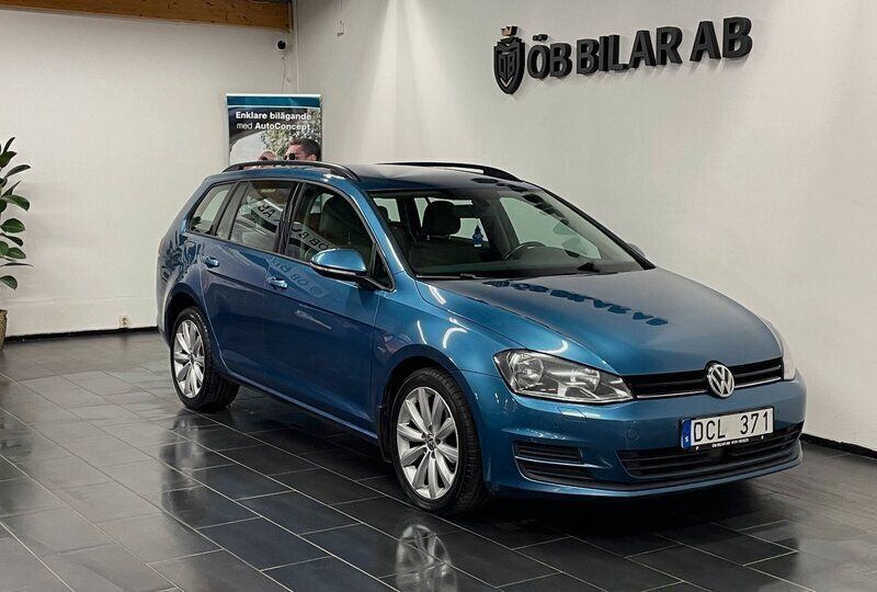 Blå Begagnad 2014 VW Golf VII Kombi | 94 900 kr (Marknadspris) - Bild 1/4