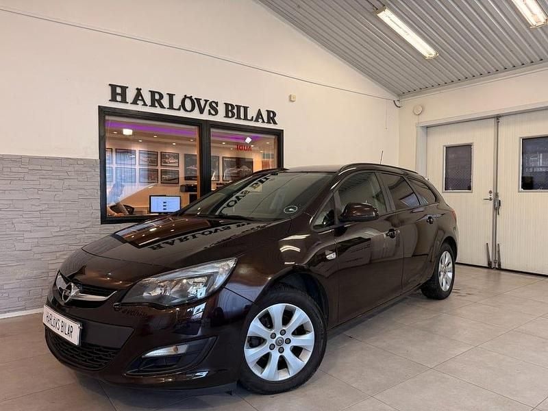 Brun Begagnad 2015 Opel Astra drive Kombi | 75 000 kr (Marknadspris) - Bild 1/4