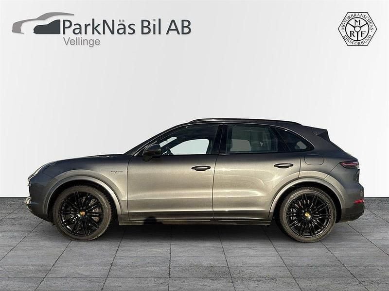 Quarzit grey metallic Begagnad 2020 Porsche Cayenne SUV | 719 900 kr - Bild 1/4