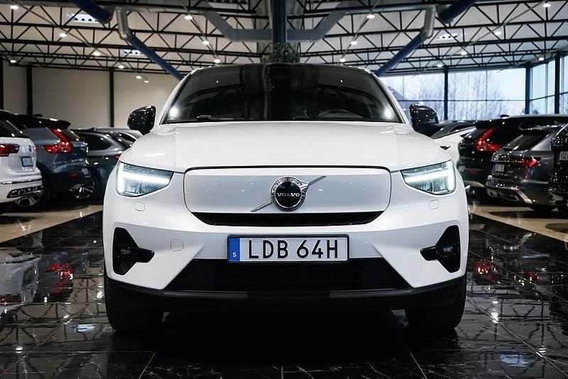 Begagnad Volvo C40 Plus 169 kW (231 HK) 2022 Vit SUV