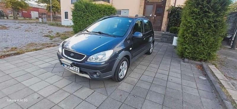 Ljusgrå (grå) Begagnad 2007 Hyundai Getz Halvkombi | 22 000 kr - Bild 1/4