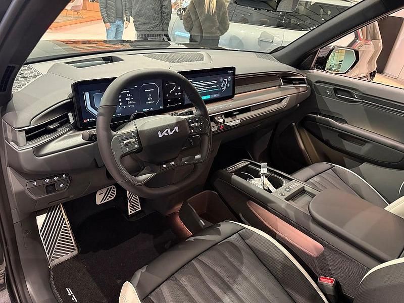 Ny Kia EV9 283 kW (385 HK) 2026 Grå SUV