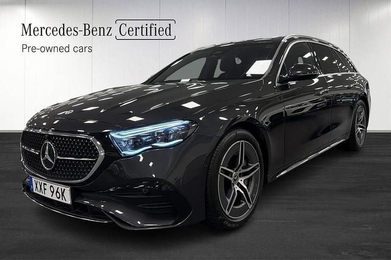 Grå Begagnad 2025 Mercedes E300 AMG Kombi | 669 000 kr (Marknadspris) - Bild 1/4