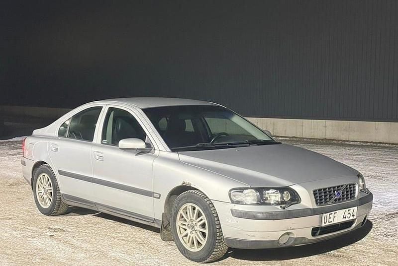 Begagnad Volvo S60 163 HK (119 kW) 2004 Sedan