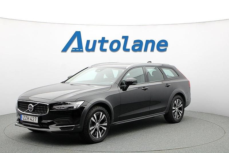Begagnad Volvo V90 CC 197 HK (144 kW) 2021 Svart Kombi