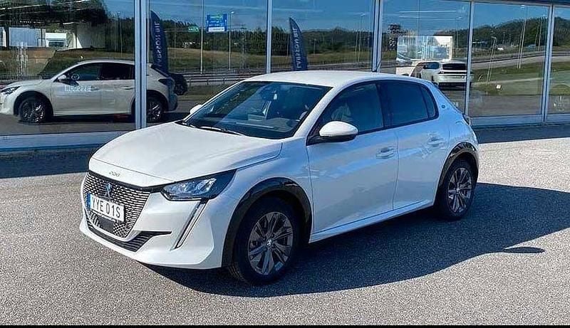 Vit Begagnad 2021 Peugeot e-208 Allure Halvkombi | 269 500 kr - Bild 1/4