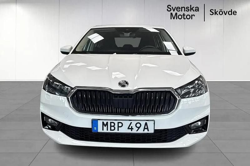 Begagnad Skoda Fabia Style 112 HK (82 kW) 2023 Vit Halvkombi