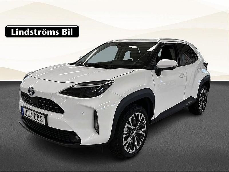 Vit Begagnad 2022 Toyota Yaris Cross Edition SUV | 294 900 kr (Marknadspris) - Bild 1/3