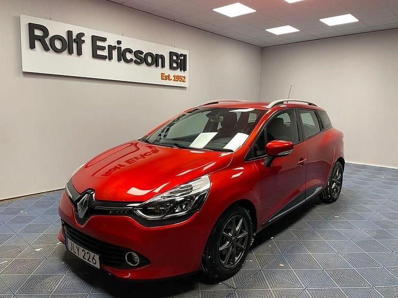 Röd Begagnad 2014 Renault Clio GrandTour Dynamique Kombi | 79 500 kr (Marknadspris) - Bild 1/4