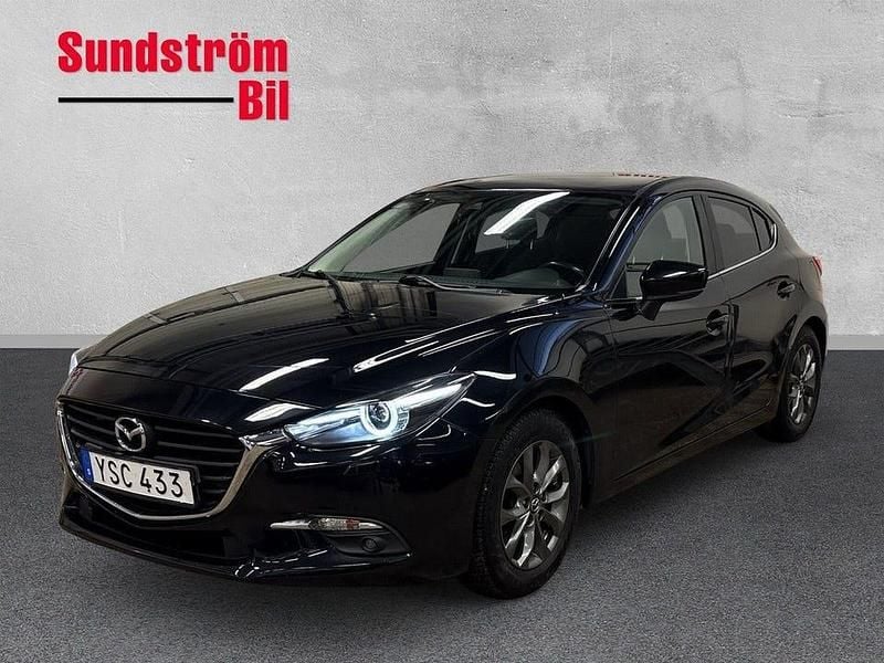 Begagnad Mazda 3 Vision 120 HK (88 kW) 2017 Svart Halvkombi