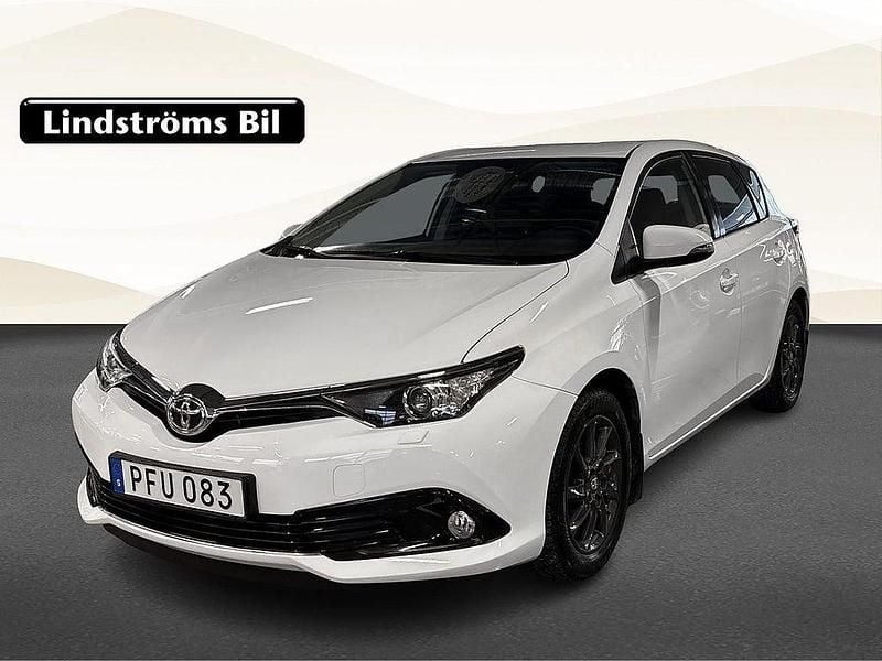 Begagnad Toyota Auris Edition 117 HK (86 kW) 2016 Vit Halvkombi