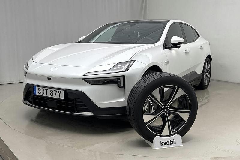 Vit Begagnad 2025 Polestar 4 Long Range Single Motor SUV | 569 800 kr (Bra pris) - Bild 1/4
