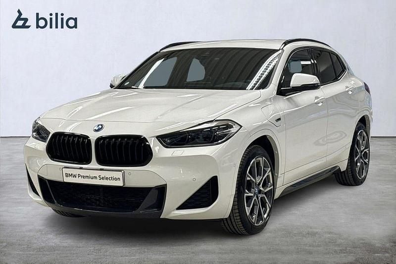 Begagnad BMW X2 M Sport 220 HK (161 kW) 2022 Alpinvit SUV