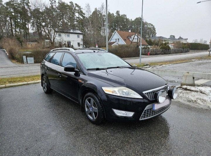 Svart Begagnad 2008 Ford Mondeo Kombi | 32 000 kr (Marknadspris) - Bild 1/4