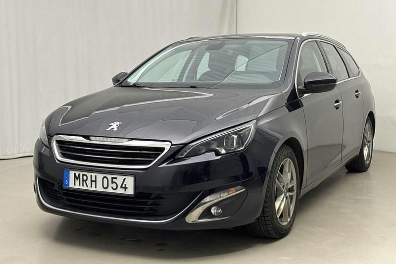 Mörkblå Begagnad 2015 Peugeot 308 Allure Kombi | 115 000 kr (Bra pris) - Bild 1/4
