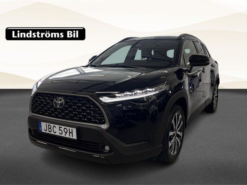Svart Begagnad 2024 Toyota Corolla Cross Style SUV | 379 900 kr (Marknadspris) - Bild 1/3